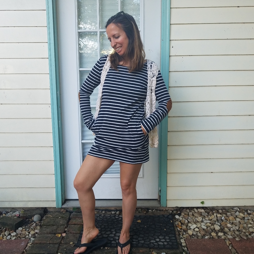 Minkpink navy and white striped dress -small - Picture 4 of 5